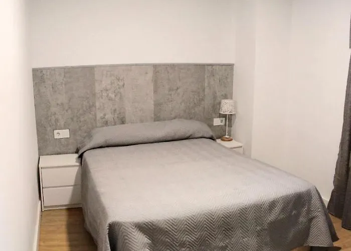Menina Santa Ana *